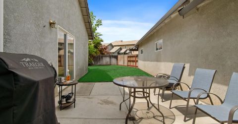 1327 Pippen Ln, Lodi, CA 95242 Photo