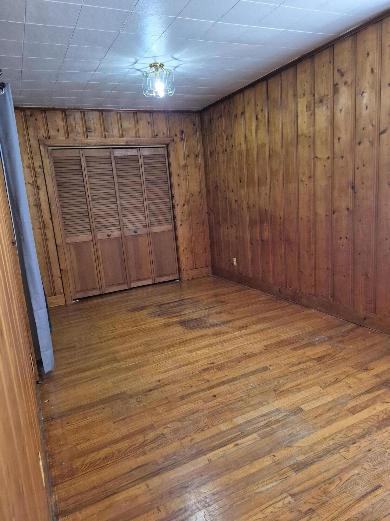 2623 Woodlawn Avenue Photo 10