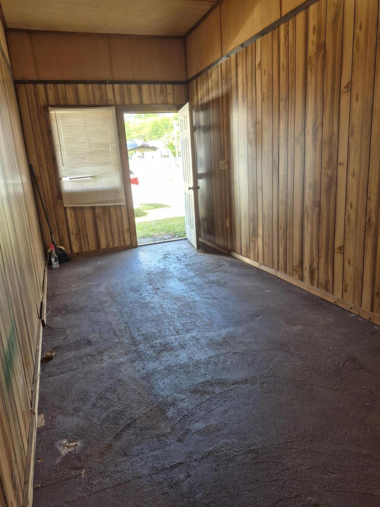 2623 Woodlawn Avenue Photo 14