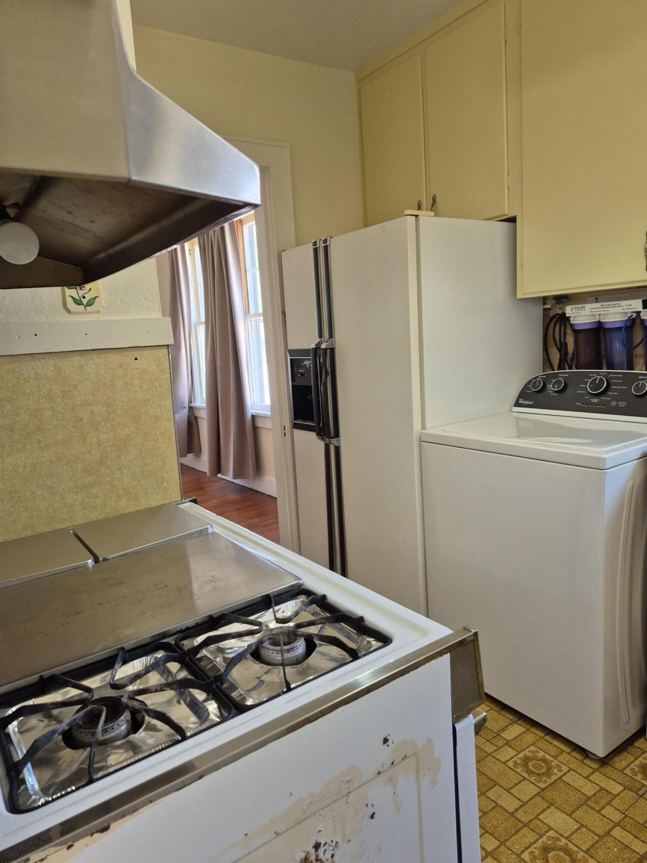 2623 Woodlawn Avenue Photo 7