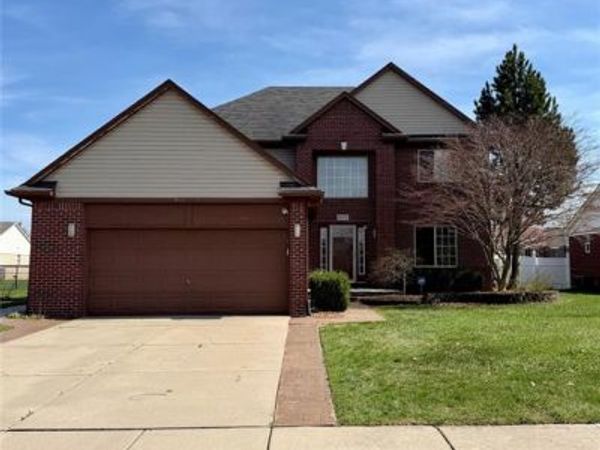 35472 Grant Street, New Baltimore, MI 48047