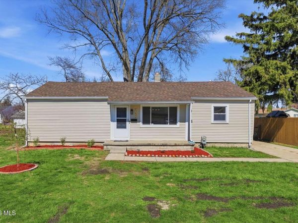 5232 Fortune Drive , Toledo, OH 43611