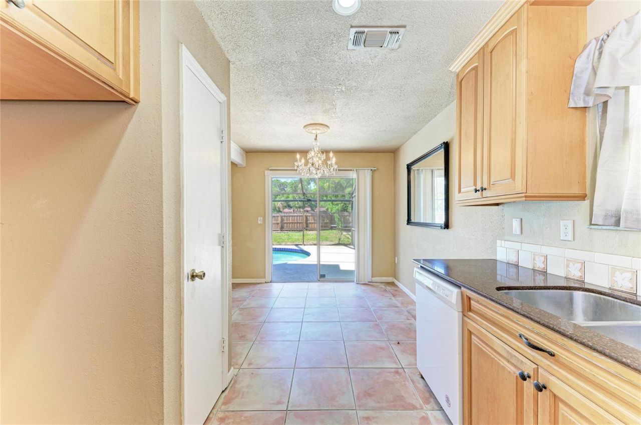 903 Plum Tree Lane , Sarasota, FL 34243 Photo