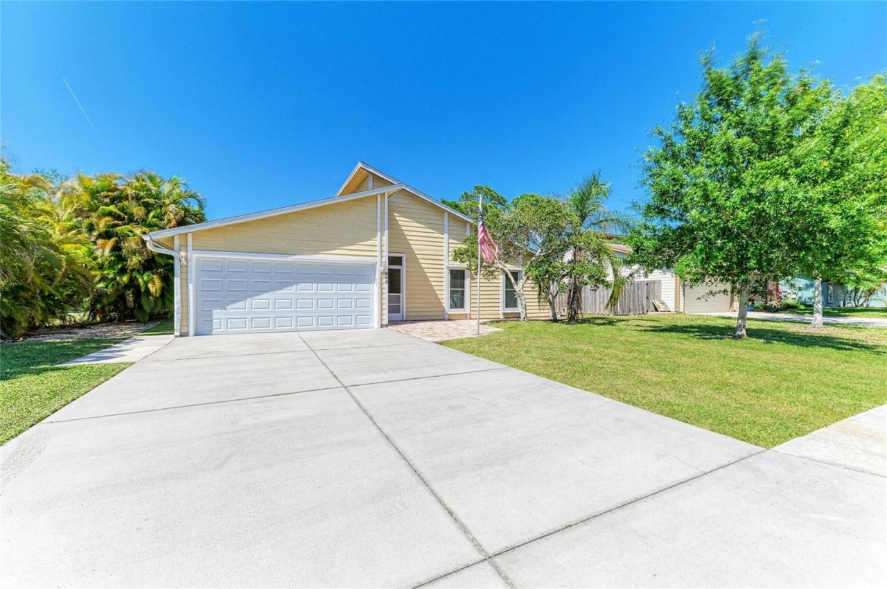 903 Plum Tree Lane , Sarasota, FL 34243 Photo