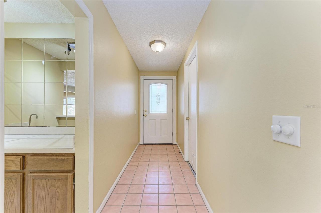 903 Plum Tree Lane , Sarasota, FL 34243 Photo