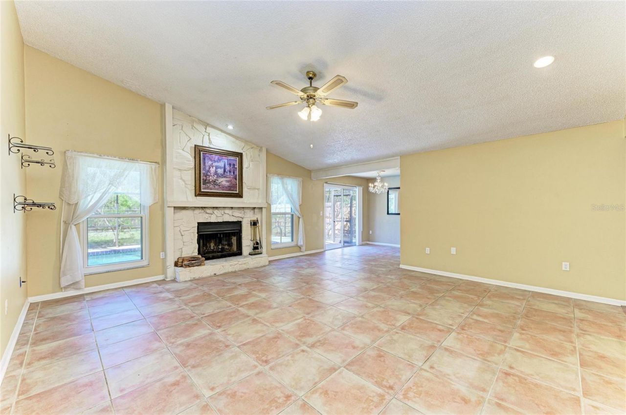 903 Plum Tree Lane , Sarasota, FL 34243 Photo