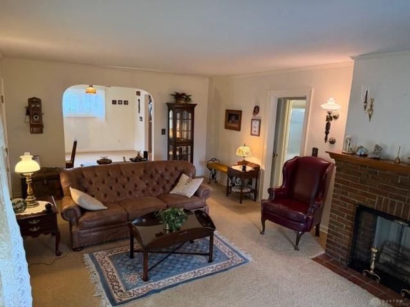 330 W 1st Street, Springfield Township, OH 45504 Photo 2