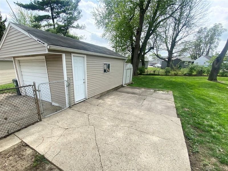 1109 S Circle Drive, Xenia, OH 45385 Photo 21