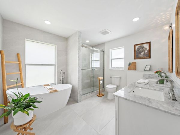 9831 Hyacinth Circle S, Palm Beach Gardens, FL 33410