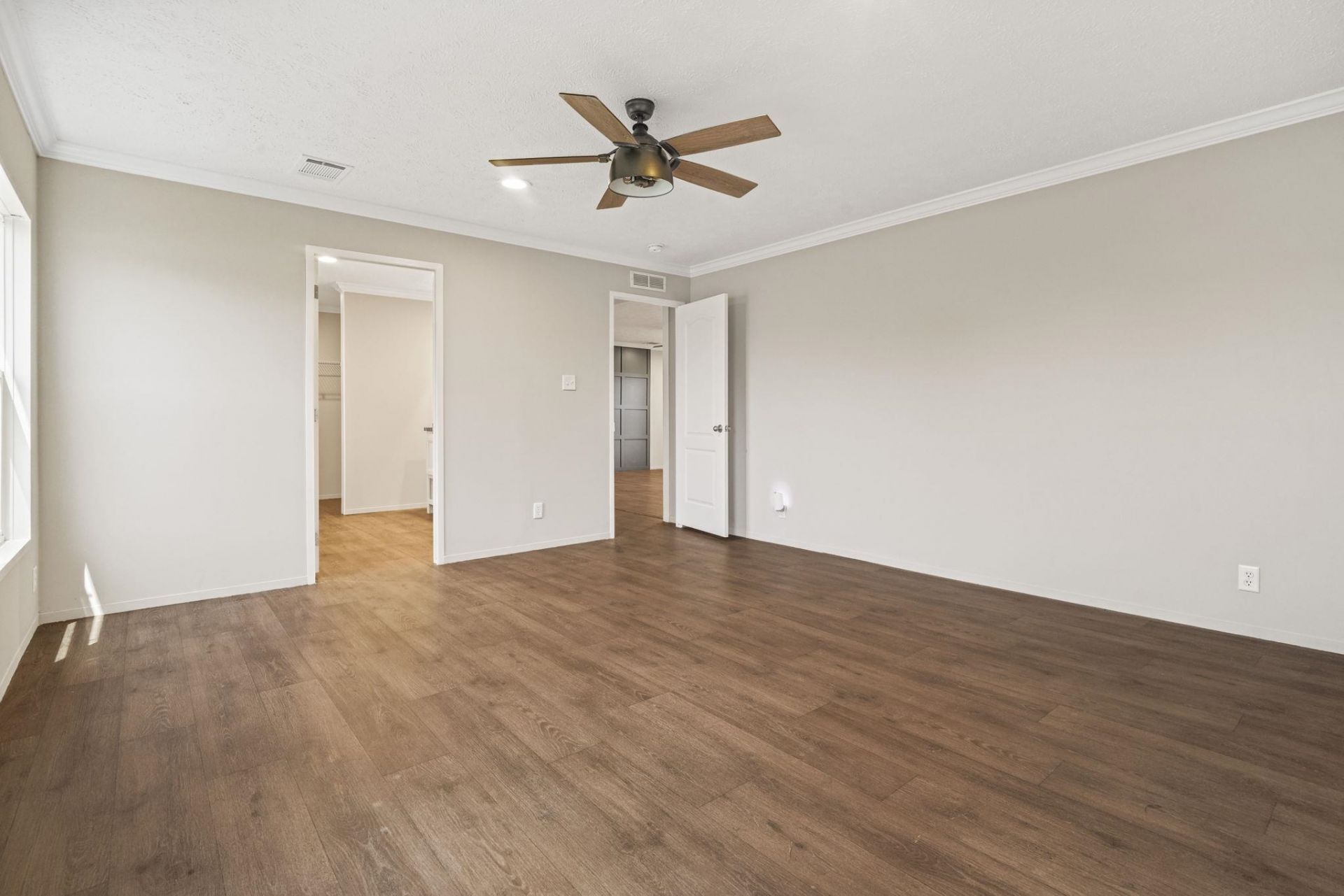 3288 Marshland Rd.  Photo 13