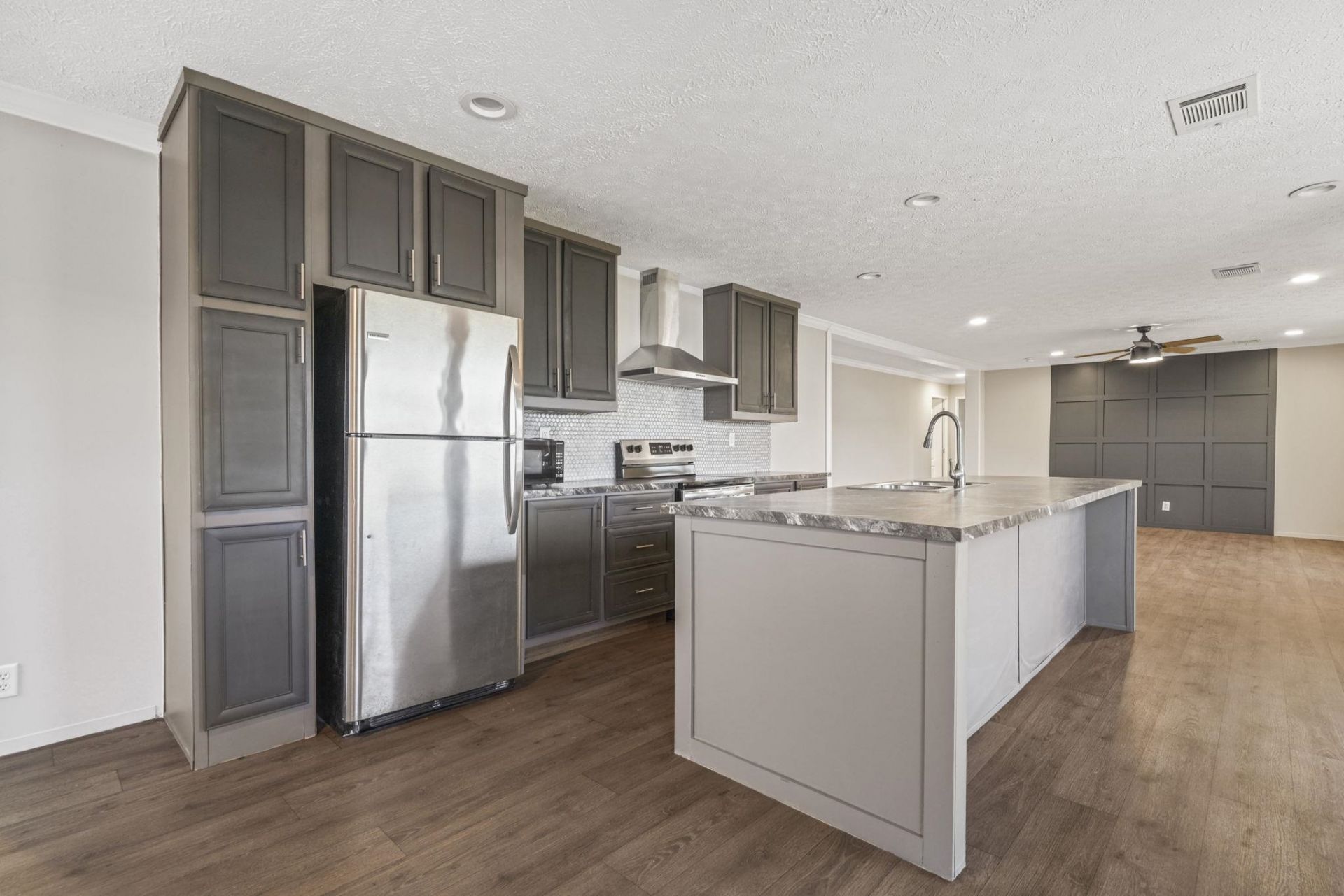 3288 Marshland Rd.  Photo 7