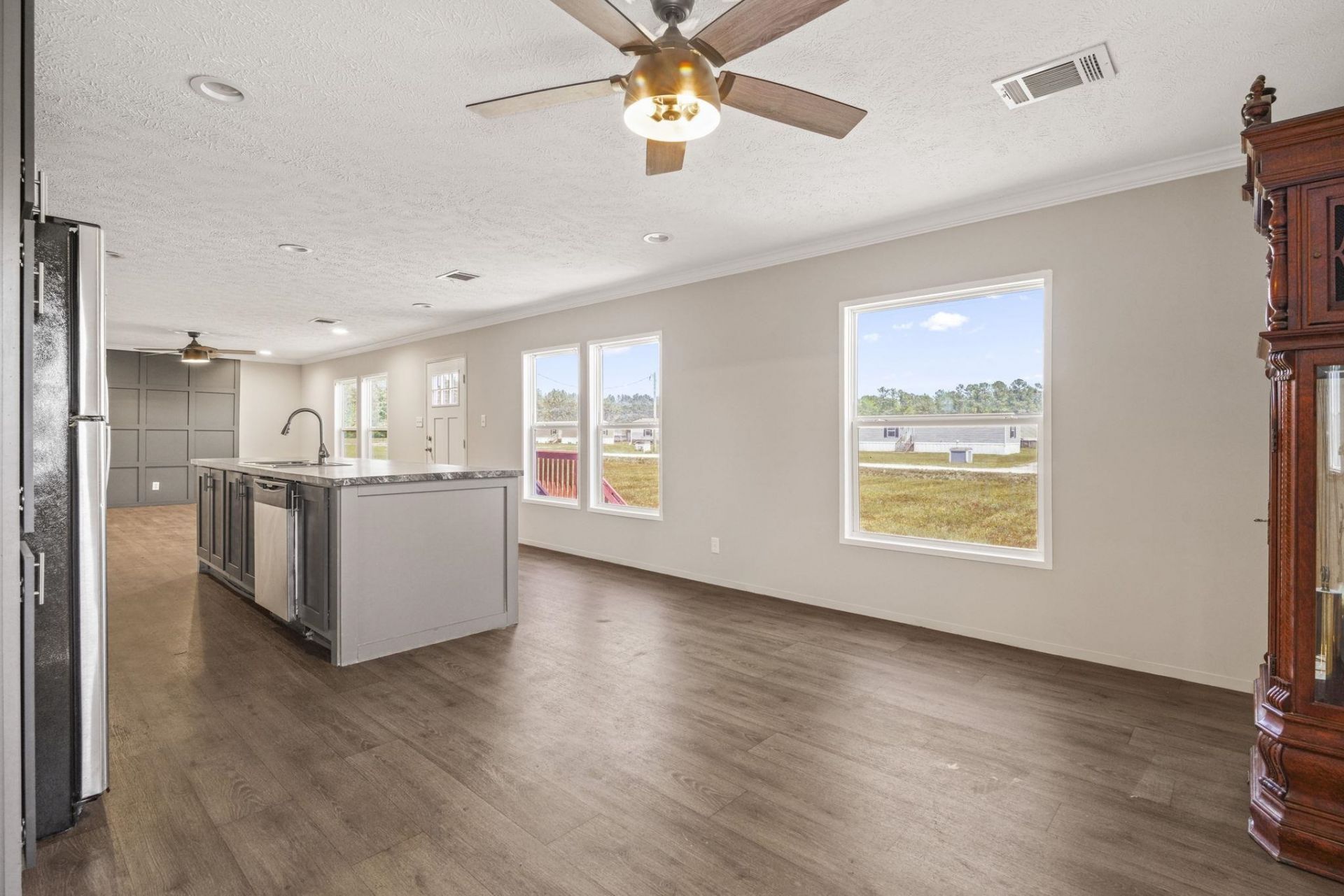 3288 Marshland Rd.  Photo 9