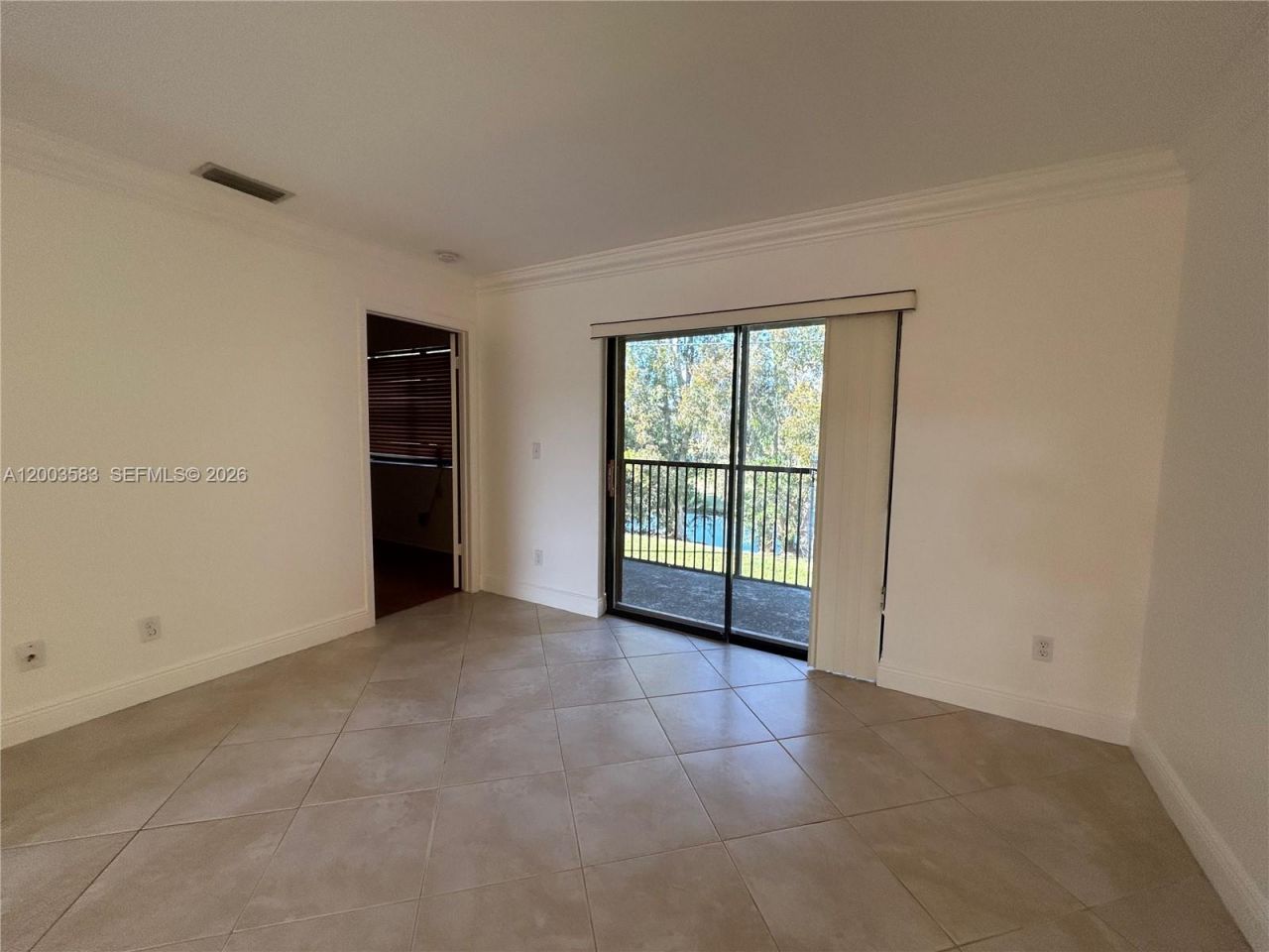 10613 NW 11th St , Unit 205, Pembroke Pines, FL 33026 Photo