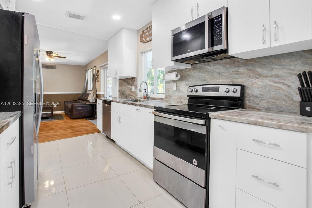 7481 NW 11th Pl, Plantation, FL 33313 Photo