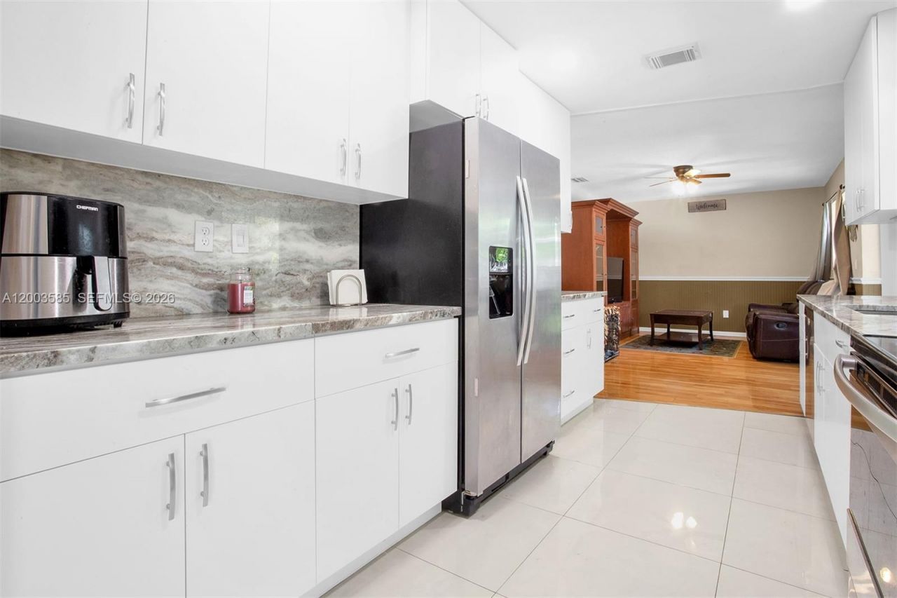 7481 NW 11th Pl, Plantation, FL 33313 Photo