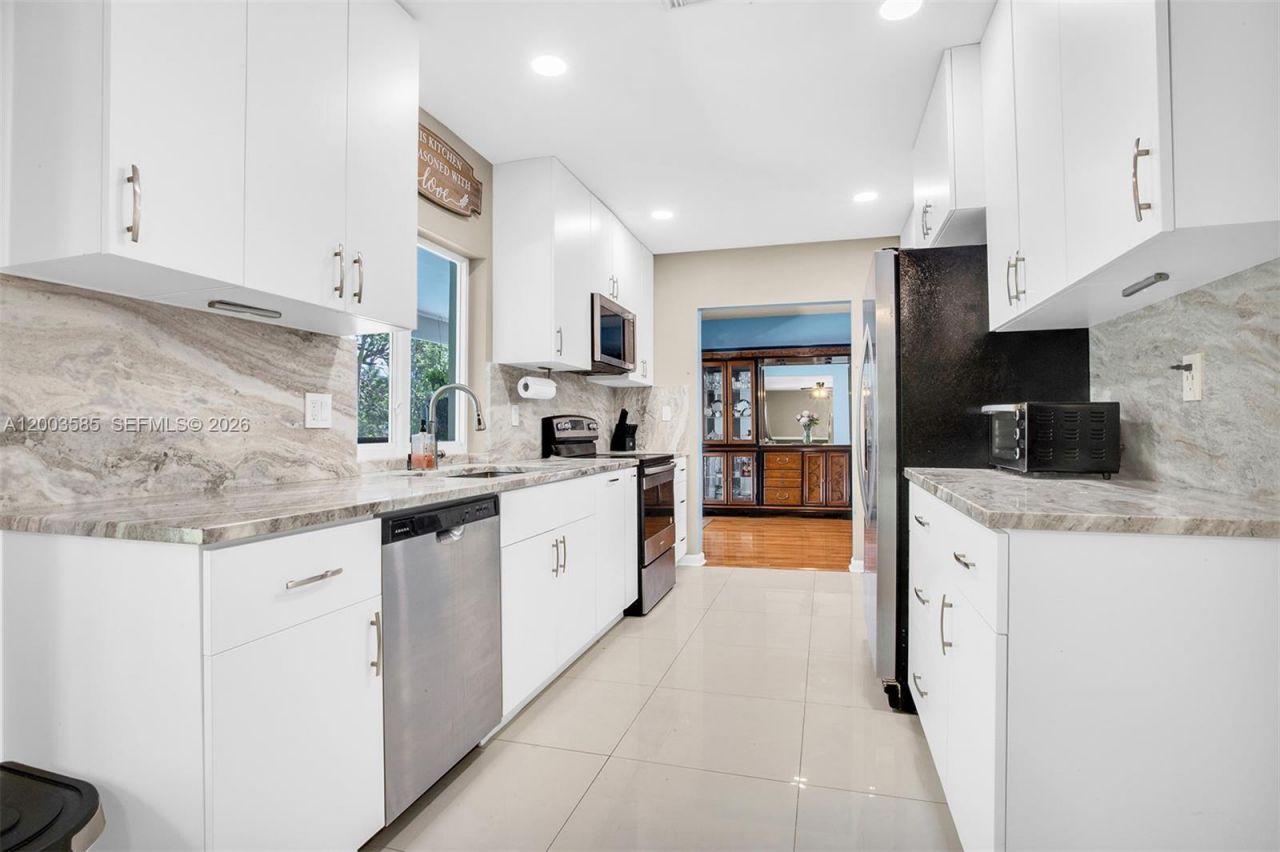 7481 NW 11th Pl, Plantation, FL 33313 Photo