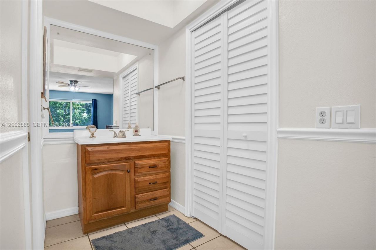 7481 NW 11th Pl, Plantation, FL 33313 Photo