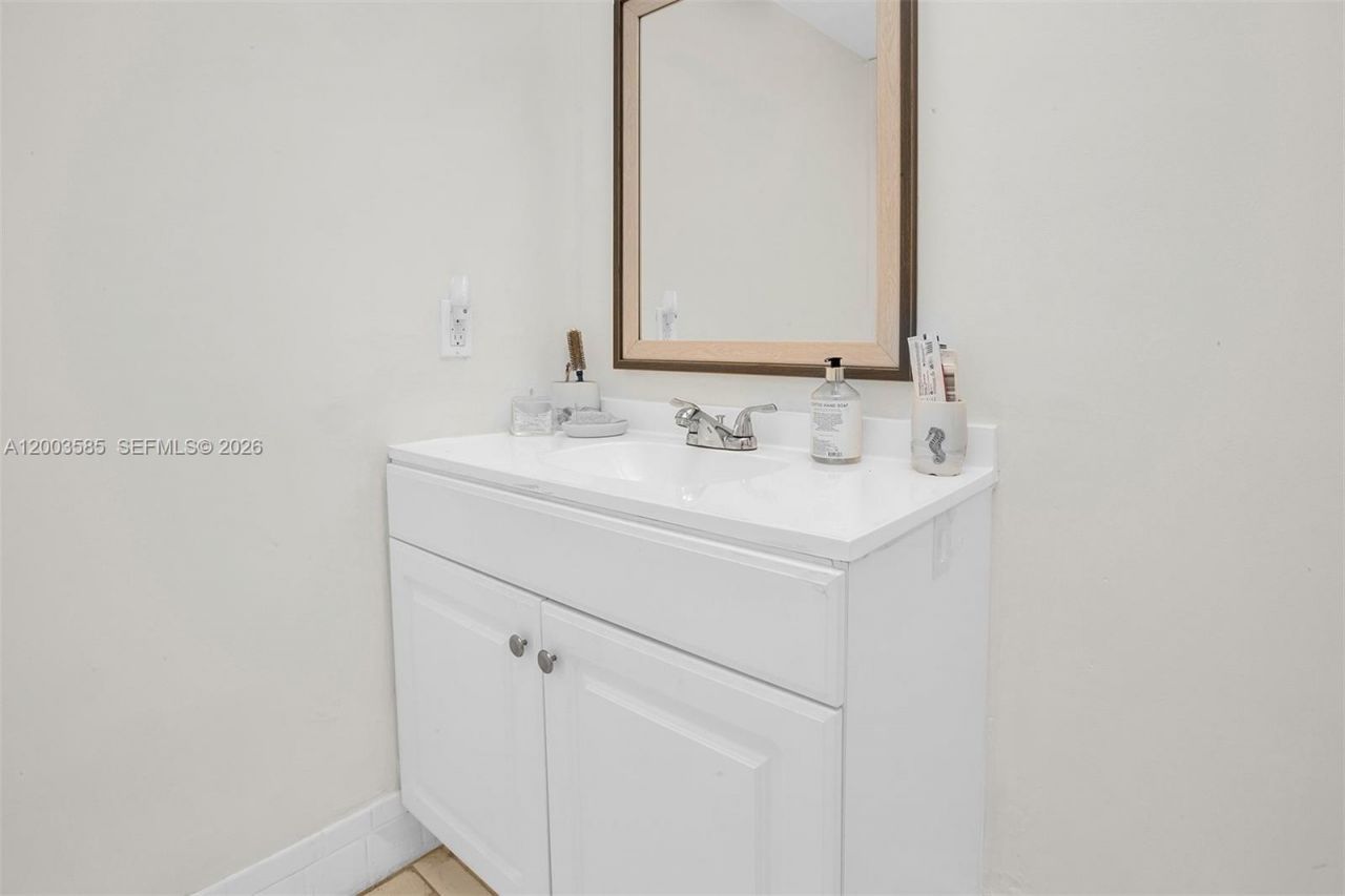 7481 NW 11th Pl, Plantation, FL 33313 Photo