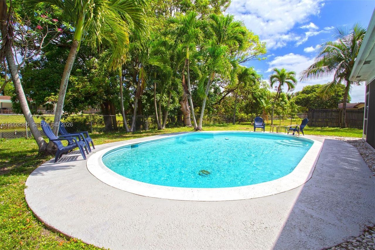 7481 NW 11th Pl, Plantation, FL 33313 Photo