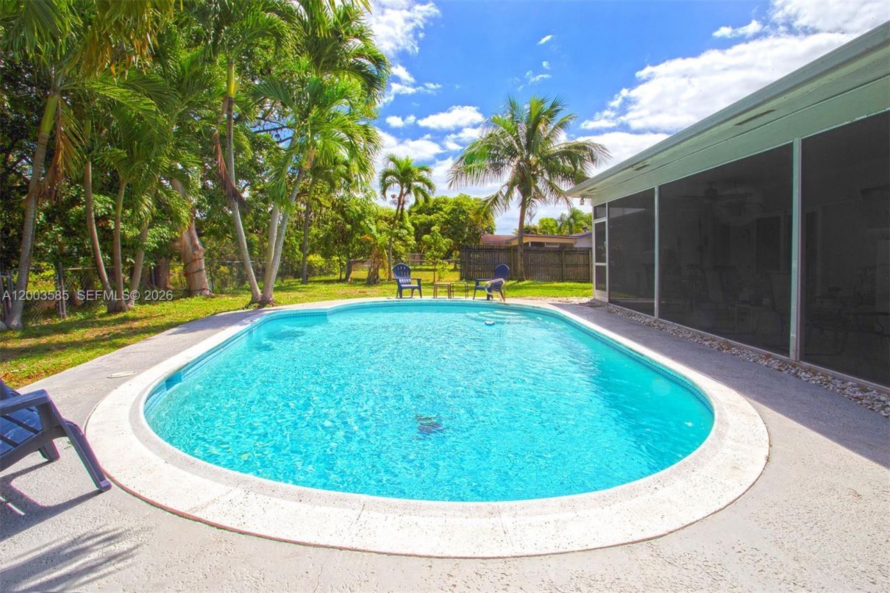 7481 NW 11th Pl, Plantation, FL 33313 Photo