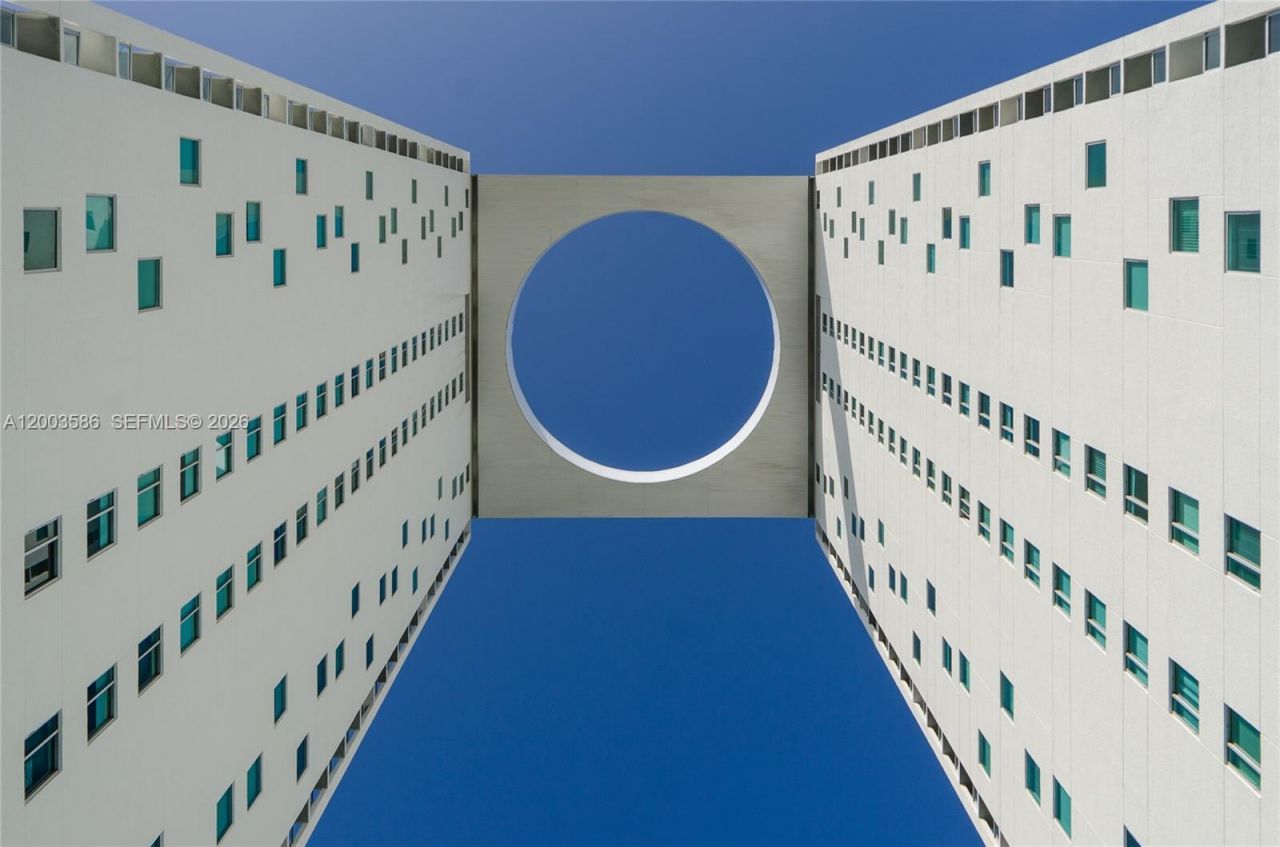 500 Brickell Ave , Unit 3802, Miami, FL 33131 Photo