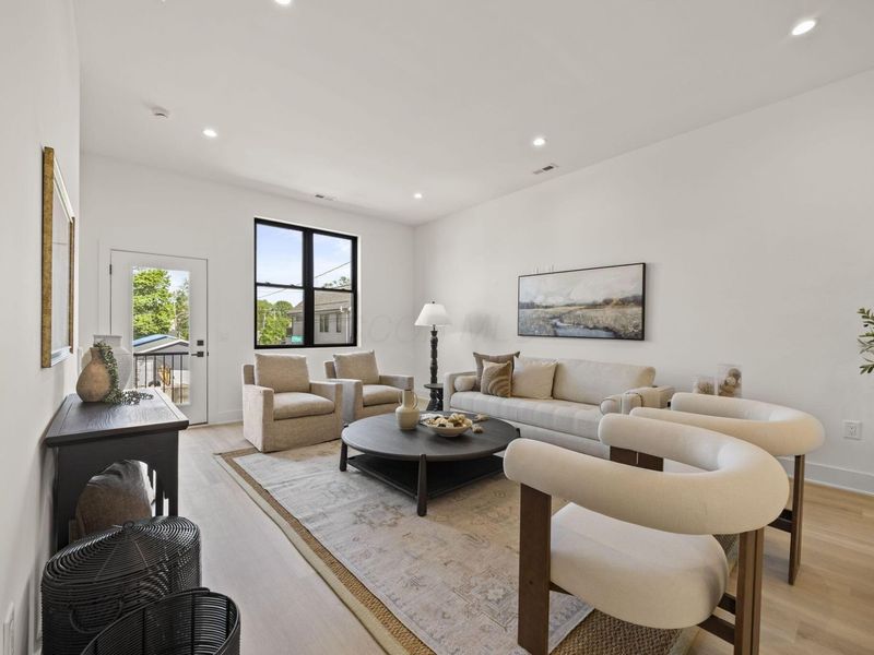 189 S Ohio Avenue , Columbus, OH 43205 Photo 8