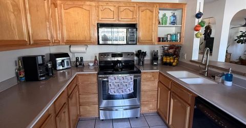 1408 Youngs Ave, Sacramento, CA 95838 Photo