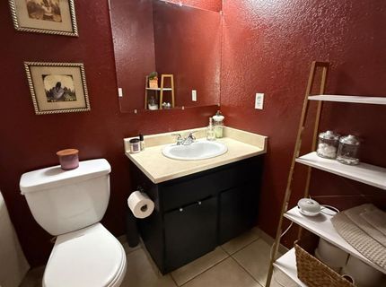 1408 Youngs Ave, Sacramento, CA 95838 Photo