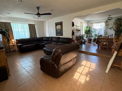 1408 Youngs Ave, Sacramento, CA 95838 Photo