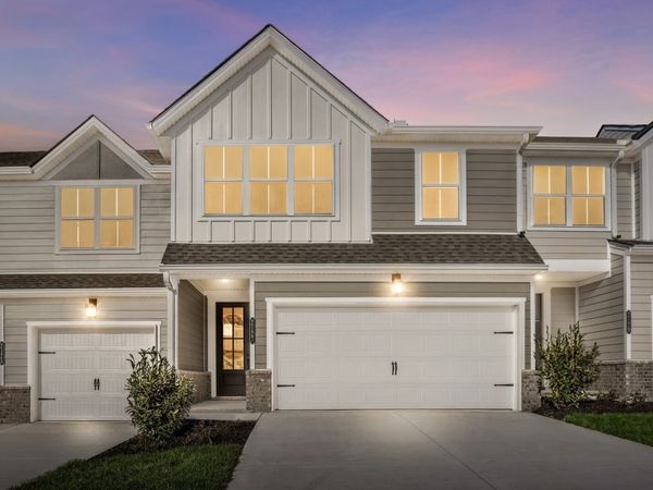 2127 Cheltenham Place , Columbia, TN 38401