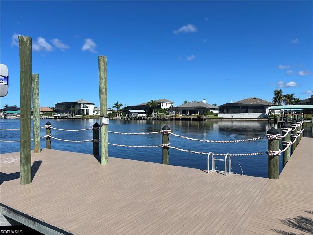 1524 NW 42nd Ave , Cape Coral, FL 33993 Photo