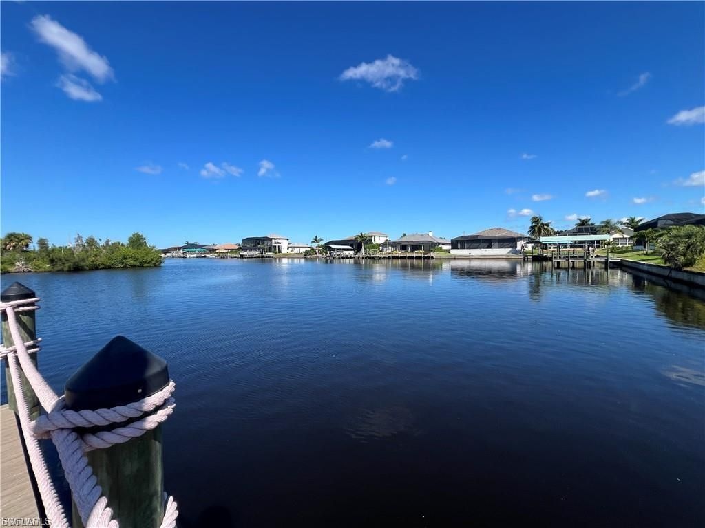 1524 NW 42nd Ave , Cape Coral, FL 33993 Photo