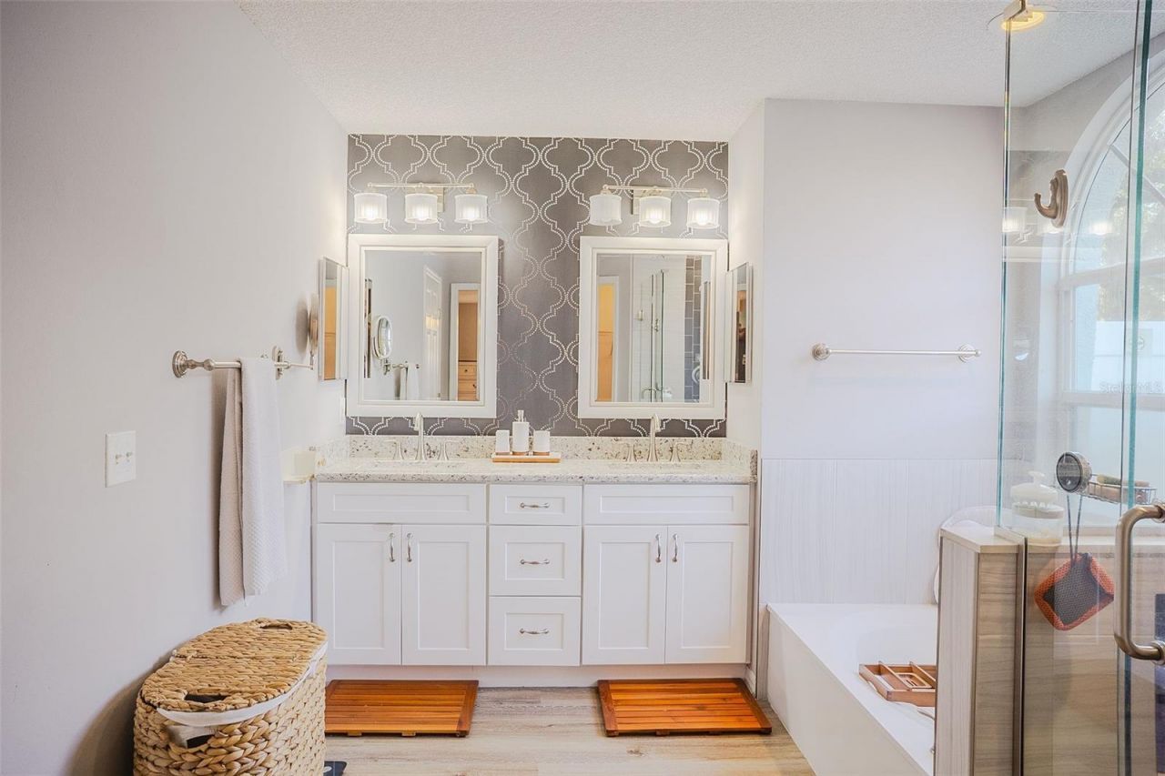 5795 Windsor Hill Drive , Port Orange, FL 32128 Photo