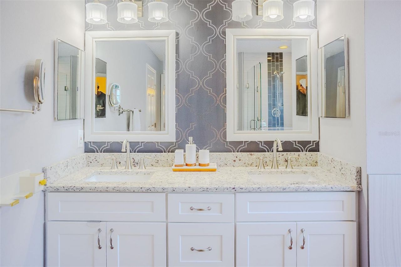 5795 Windsor Hill Drive , Port Orange, FL 32128 Photo