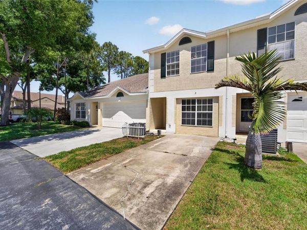 658 GREEN VALLEY ROAD , Unit B3, PALM HARBOR, FL 34683