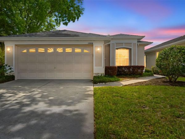 15028 MIDDLE FAIRWAY DRIVE , SPRING HILL, FL 34609