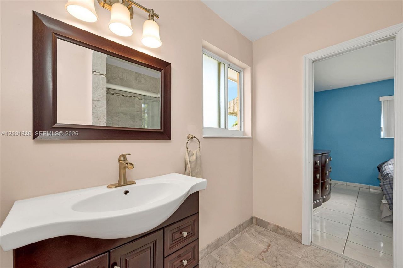 8355 SW 131st St , Pinecrest, FL 33156 Photo