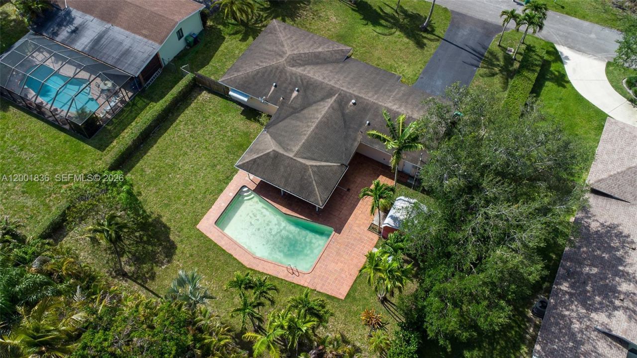 8355 SW 131st St , Pinecrest, FL 33156 Photo