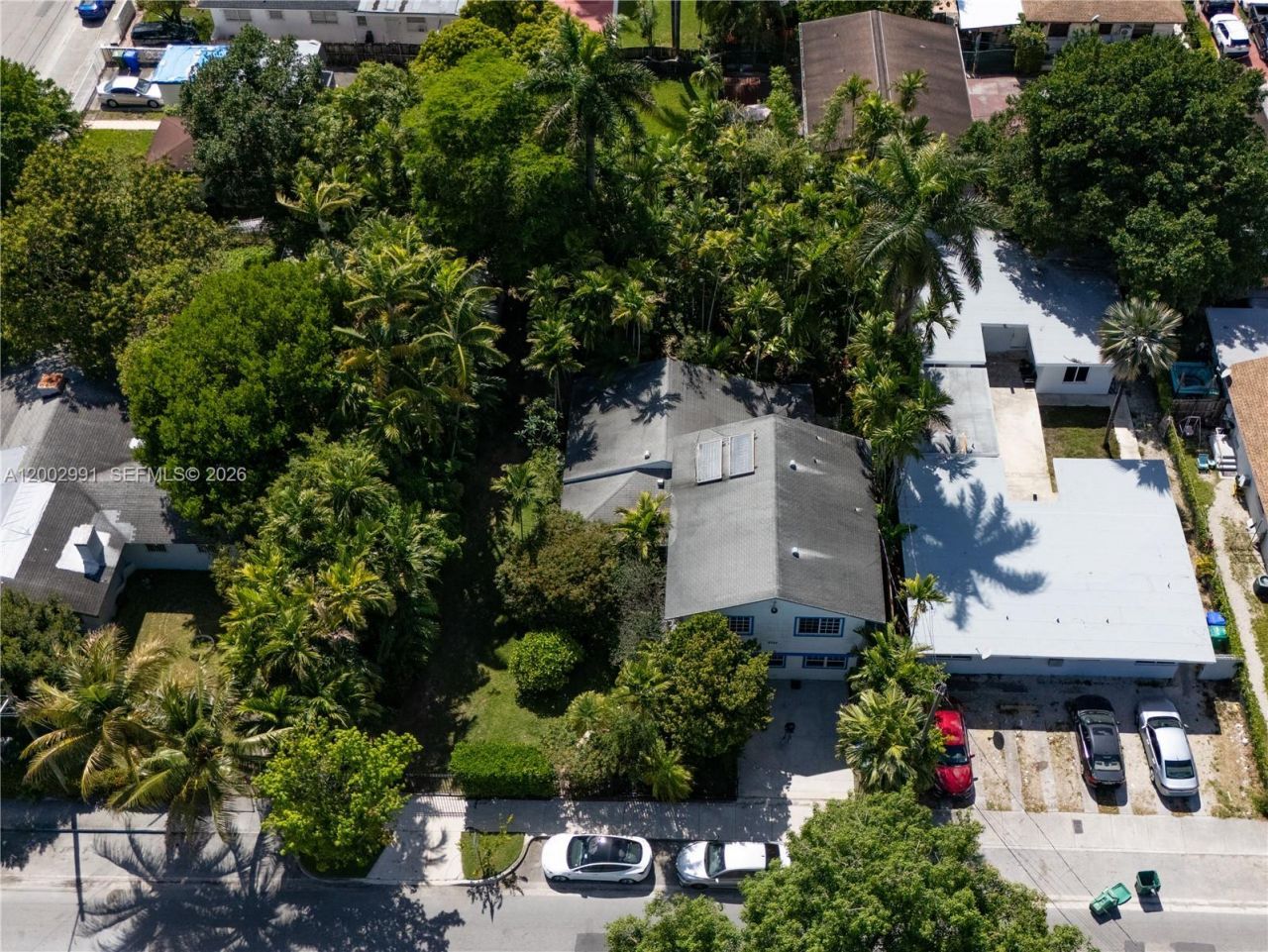 2724 NW 19th Ave , Miami, FL 33142 Photo