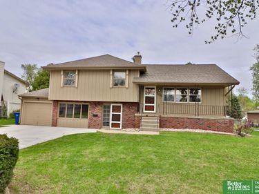 7105 Pine Drive , La Vista, NE 68128