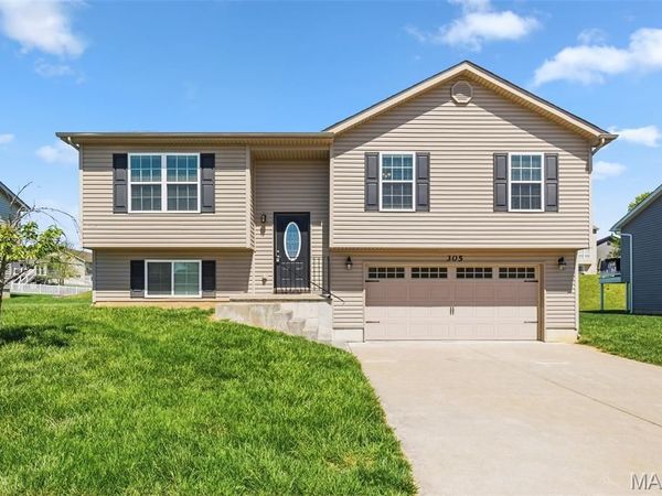 305 Shadow Trace Drive , Wentzville, MO 63385