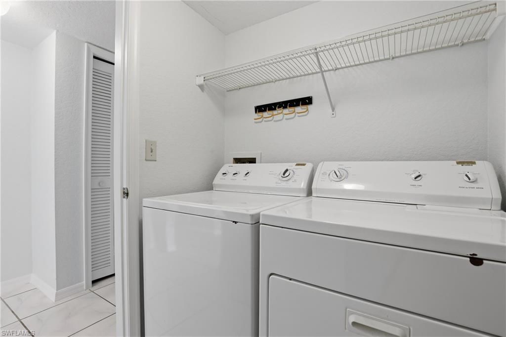 9580 Victoria Ln , Unit A102, Naples, FL 34109 Photo