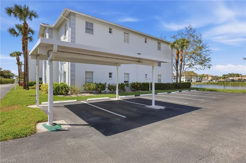 9580 Victoria Ln , Unit A102, Naples, FL 34109 Photo