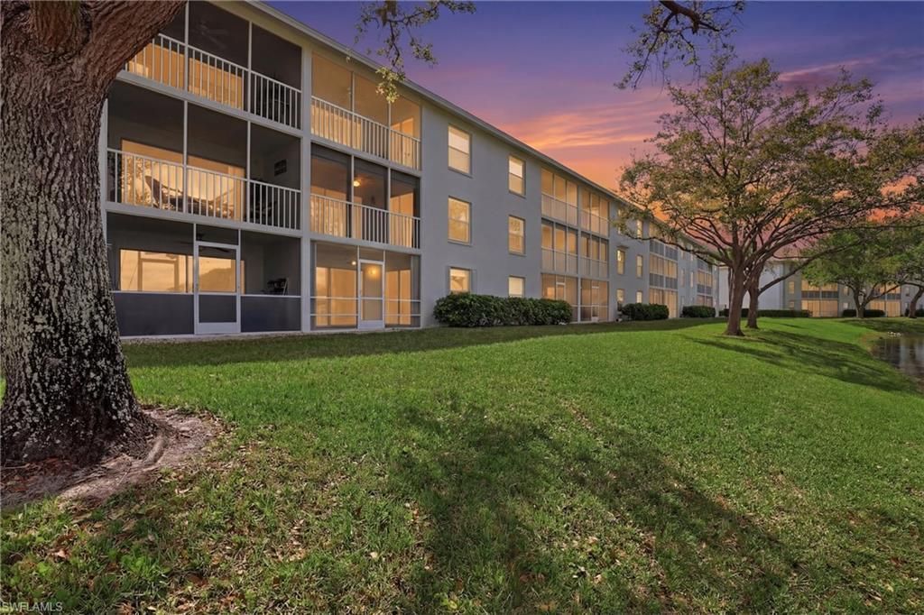 9580 Victoria Ln , Unit A102, Naples, FL 34109 Photo