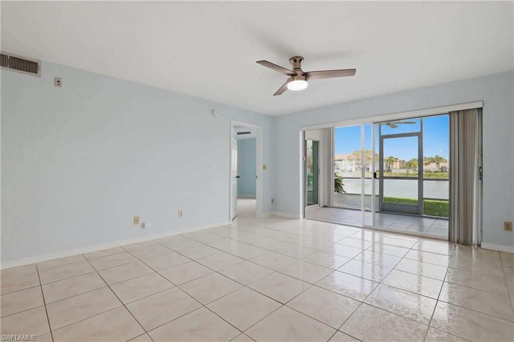 9580 Victoria Ln , Unit A102, Naples, FL 34109 Photo