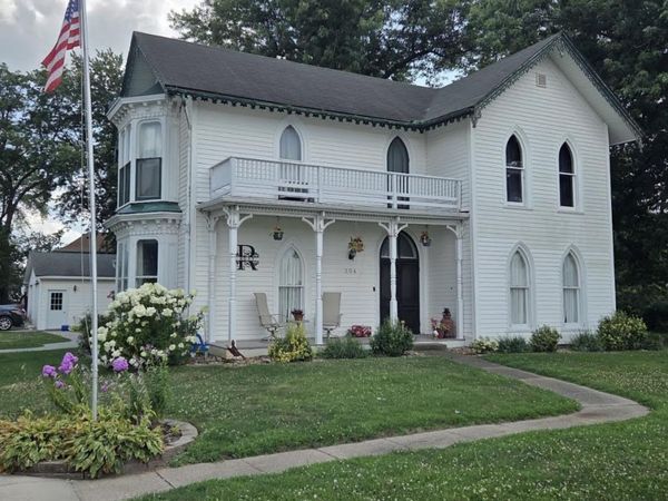 204 B Avenue W, Albia, IA 52531