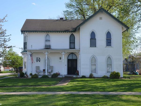 204 B Avenue W, Albia, IA 52531