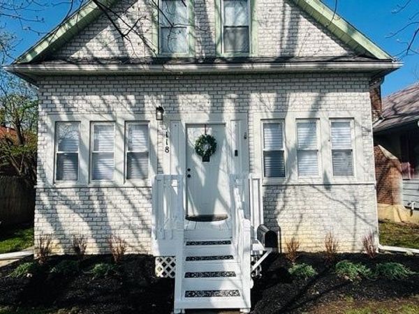 118 S FULTON Avenue, Waukegan, IL 60085