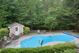 129 Athena Lane photo 4