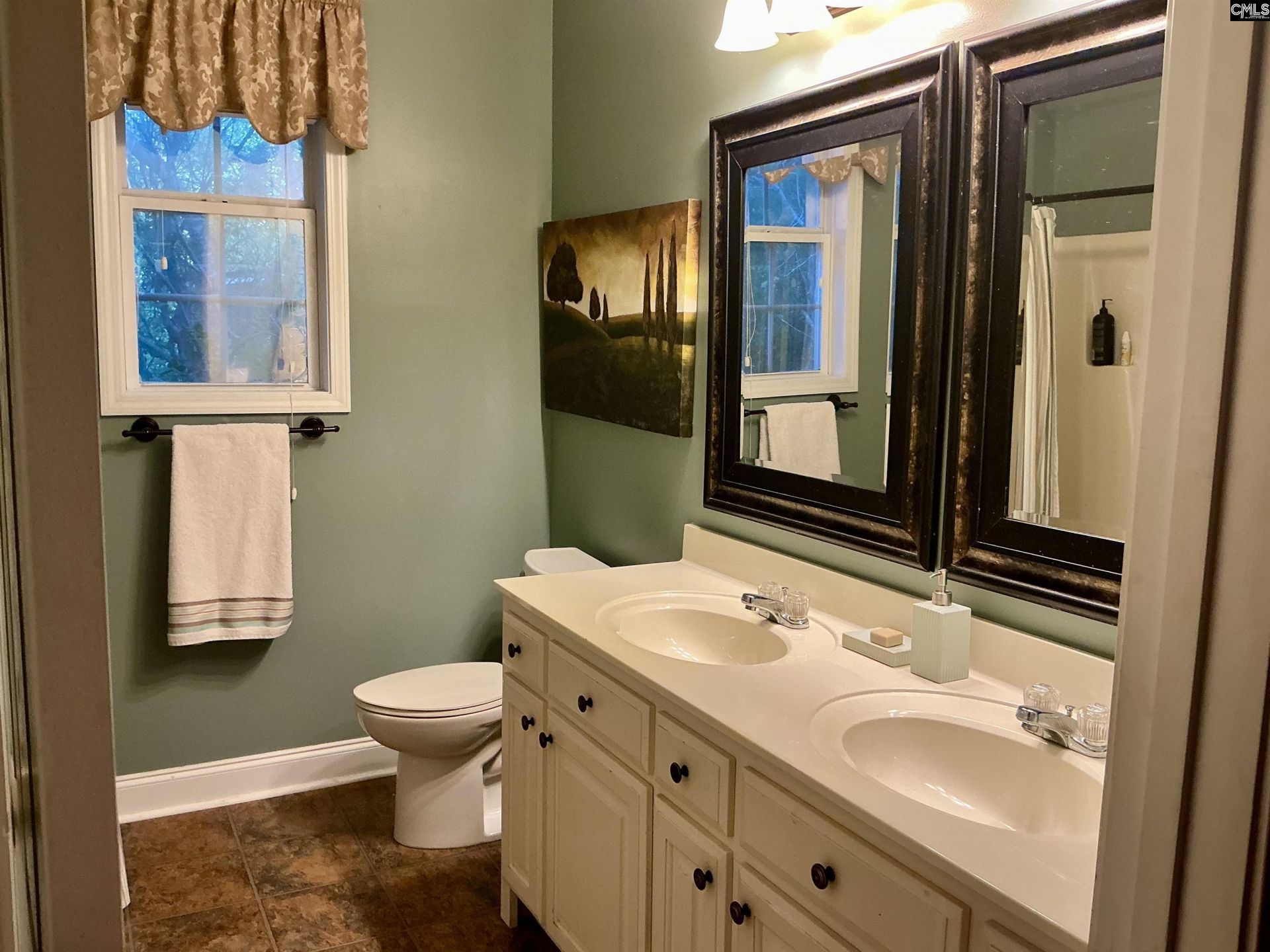 129 Athena Lane Photo 24